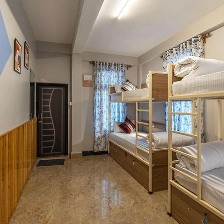 Zostel Shillong Hostel Ngoại thất bức ảnh