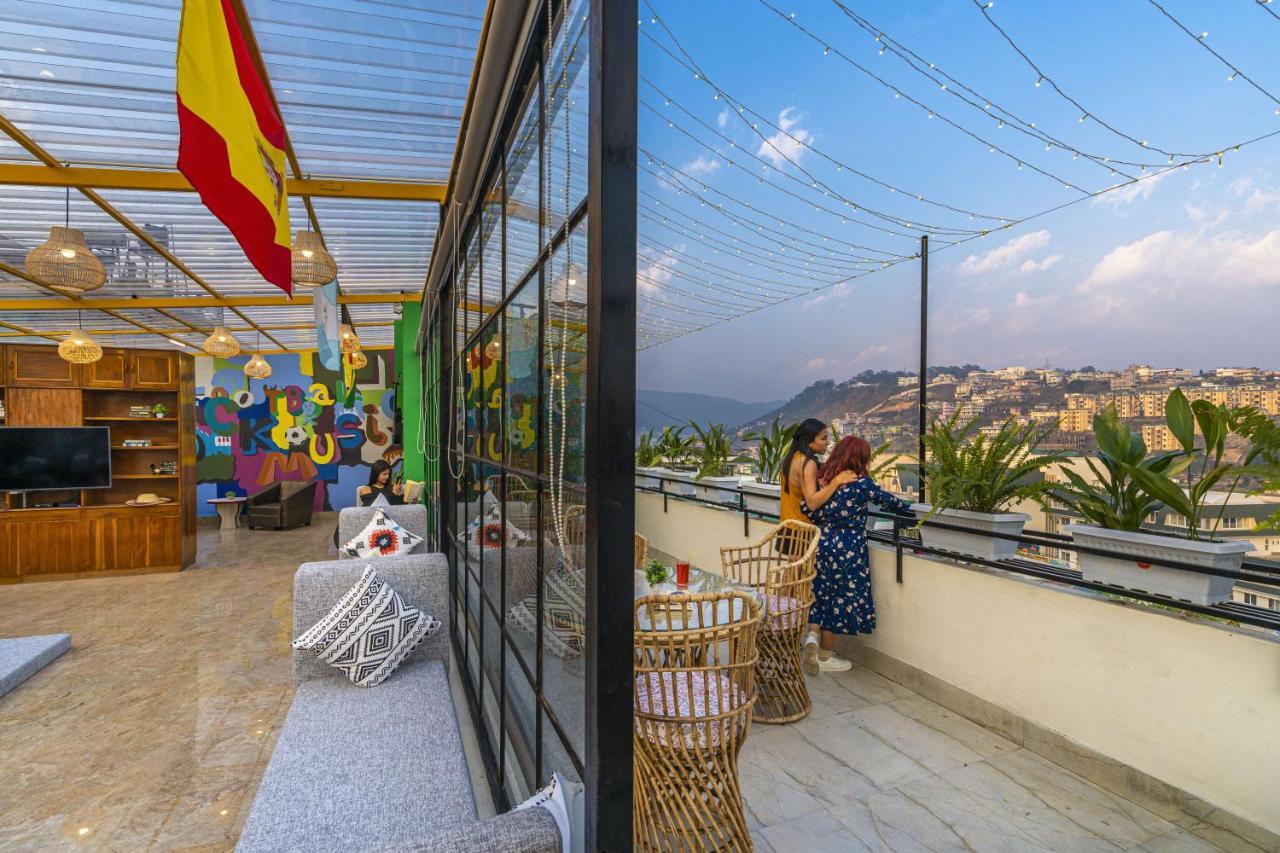 Zostel Shillong Hostel Ngoại thất bức ảnh