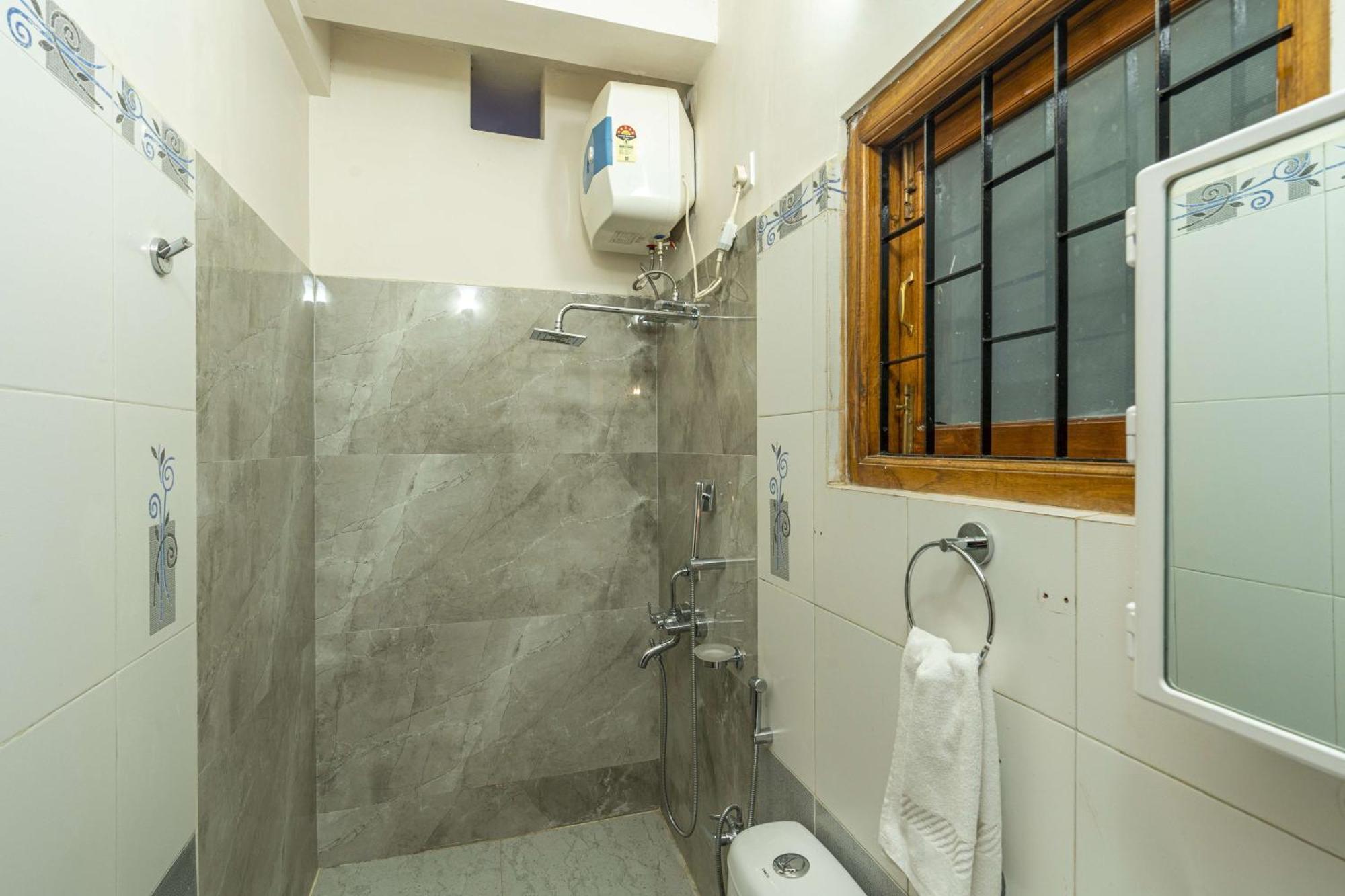 Zostel Shillong Hostel Ngoại thất bức ảnh